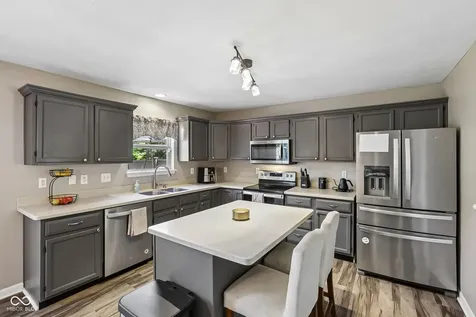 12552 Geist Cove Drive Indianapolis IN 46236