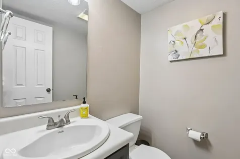 12552 Geist Cove Drive Indianapolis IN 46236