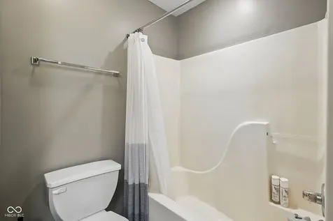 12552 Geist Cove Drive Indianapolis IN 46236