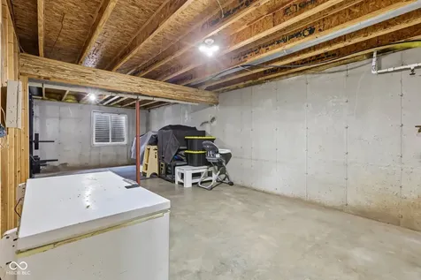 12552 Geist Cove Drive Indianapolis IN 46236