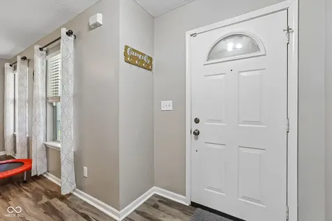 12552 Geist Cove Drive Indianapolis IN 46236