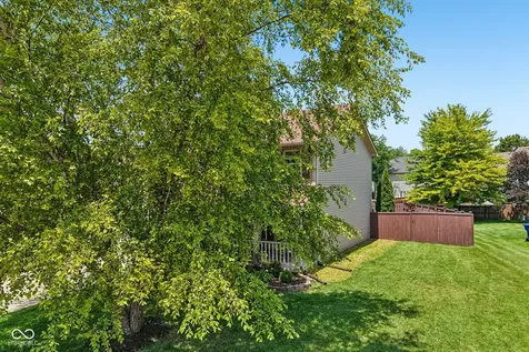 12552 Geist Cove Drive Indianapolis IN 46236