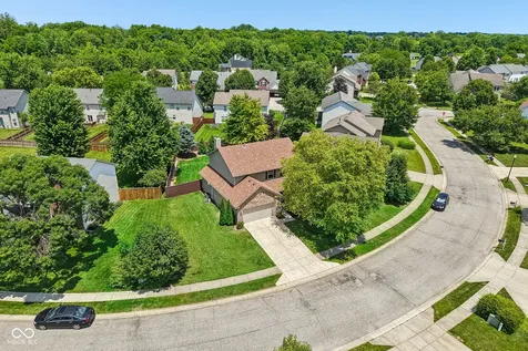 12552 Geist Cove Drive Indianapolis IN 46236