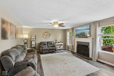 12552 Geist Cove Drive Indianapolis IN 46236