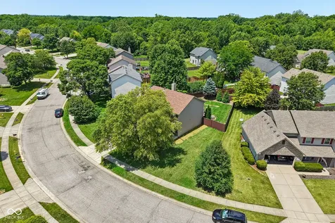 12552 Geist Cove Drive Indianapolis IN 46236