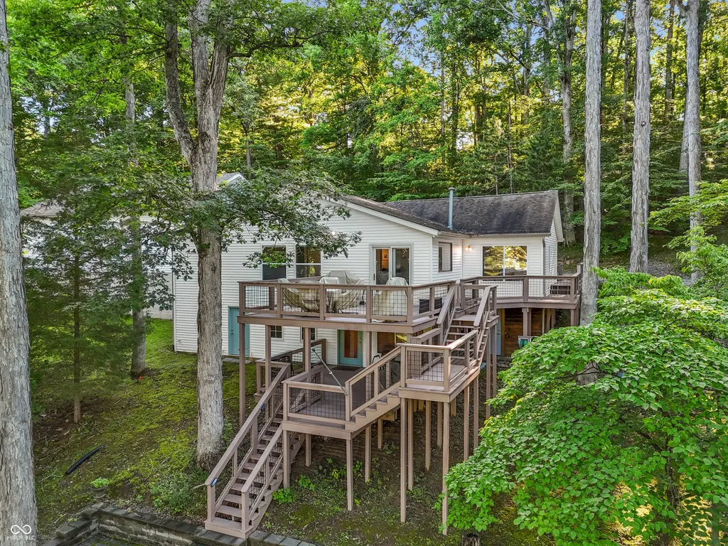 335 W Lakeview Drive Nineveh IN 46164
