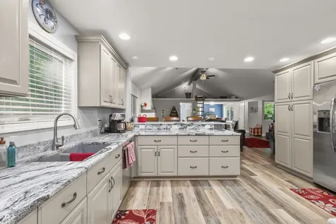 335 W Lakeview Drive Nineveh IN 46164