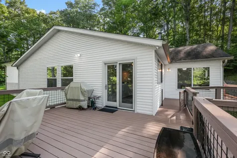 335 W Lakeview Drive Nineveh IN 46164
