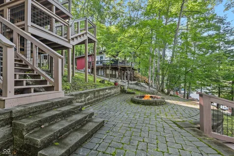 335 W Lakeview Drive Nineveh IN 46164