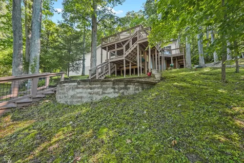 335 W Lakeview Drive Nineveh IN 46164
