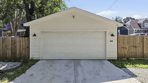 834 N Tacoma Avenue Indianapolis IN 46201