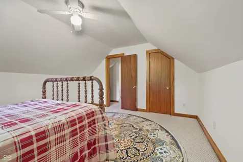 6442 S 300 W Trafalgar IN 46181