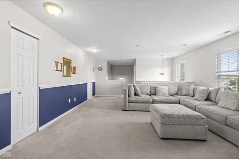 11851 Fawn Crest Indianapolis IN 46235
