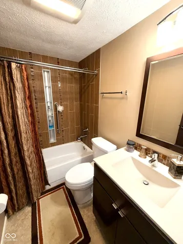 6610 Latona Drive Indianapolis IN 46278