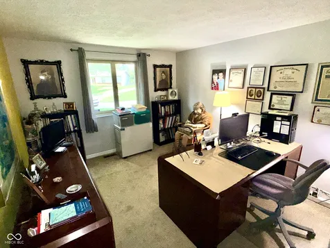 6610 Latona Drive Indianapolis IN 46278