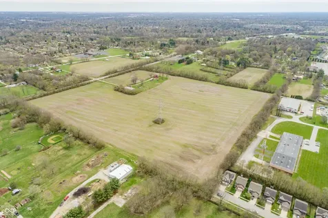 5712 Bluff Road Indianapolis IN 46217