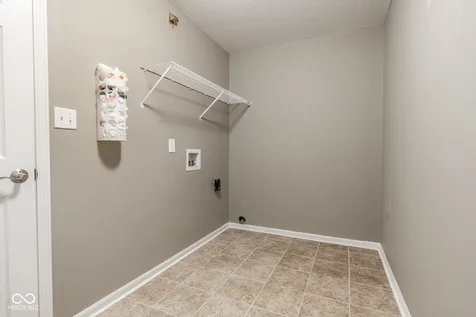 12705 Geist Cove Drive Indianapolis IN 46236