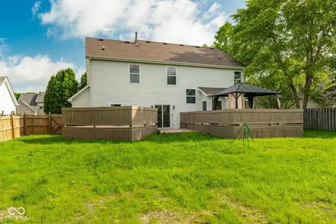 12705 Geist Cove Drive Indianapolis IN 46236