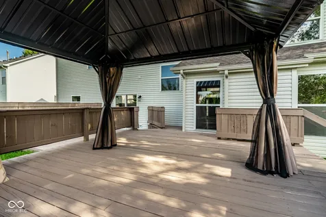 12705 Geist Cove Drive Indianapolis IN 46236