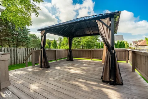 12705 Geist Cove Drive Indianapolis IN 46236