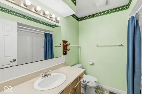 7087 W 500 N Mccordsville IN 46055