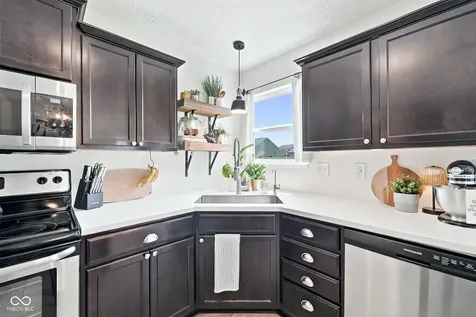 889 Cherry Tree Lane Greenwood IN 46143