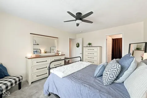 889 Cherry Tree Lane Greenwood IN 46143