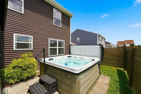 889 Cherry Tree Lane Greenwood IN 46143