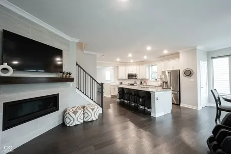 13338 Saxony Boulevard W Fishers IN 46037