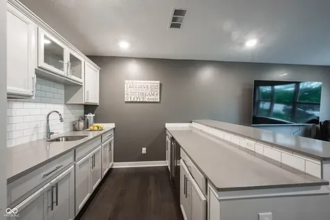 13338 Saxony Boulevard W Fishers IN 46037