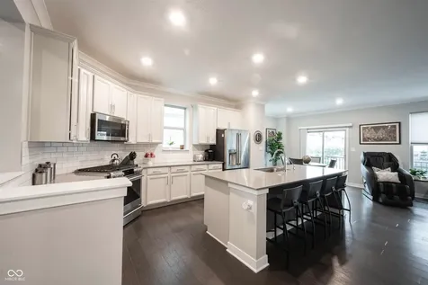 13338 Saxony Boulevard W Fishers IN 46037