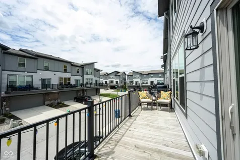 13338 Saxony Boulevard W Fishers IN 46037