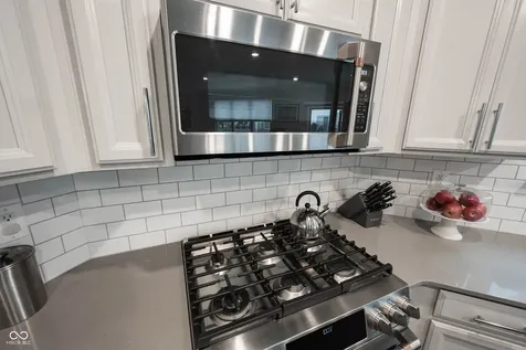13338 Saxony Boulevard W Fishers IN 46037
