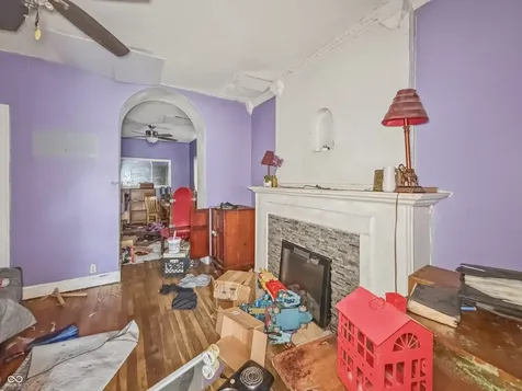 1019 S Norfolk Street Indianapolis IN 46241