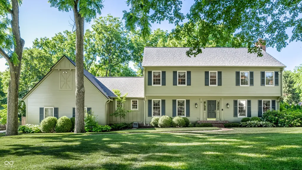 1045 Maxwell Lane Zionsville IN 46077
