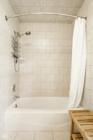1045 Maxwell Lane Zionsville IN 46077
