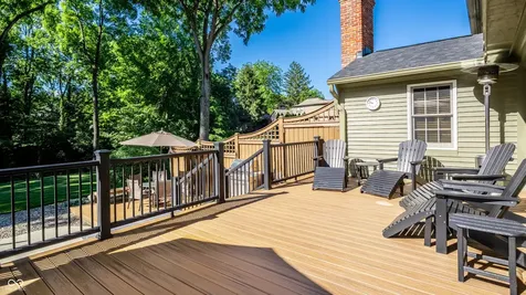 1045 Maxwell Lane Zionsville IN 46077