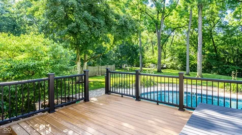 1045 Maxwell Lane Zionsville IN 46077