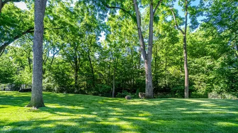 1045 Maxwell Lane Zionsville IN 46077