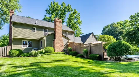 1045 Maxwell Lane Zionsville IN 46077