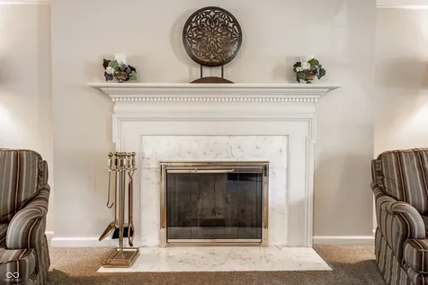 1045 Maxwell Lane Zionsville IN 46077