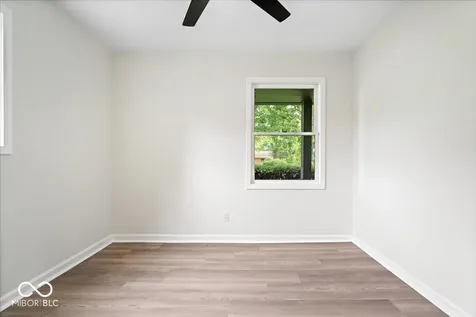 66 Plainview Avon IN 46123