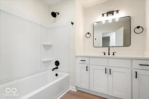 66 Plainview Avon IN 46123