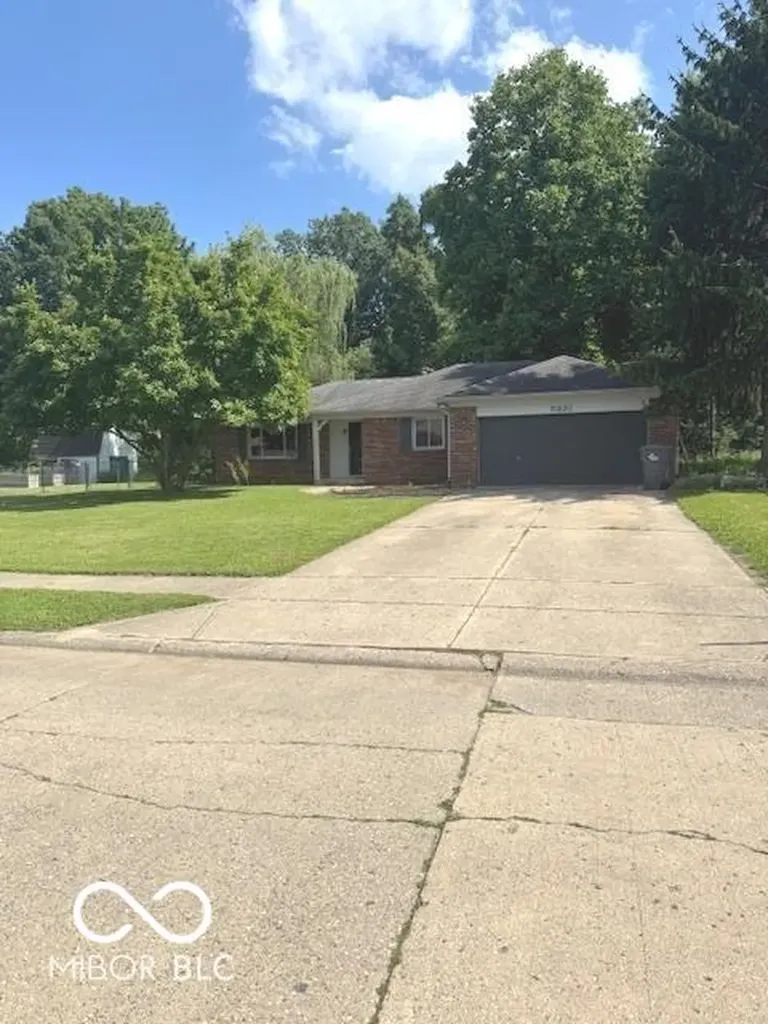 5331 Honey Manor Drive Indianapolis IN 46221