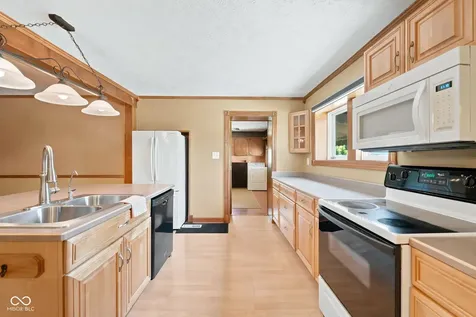 2100 N County Road 800 W Yorktown IN 47396