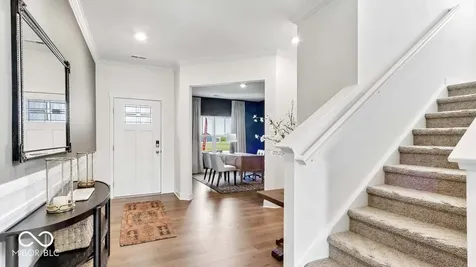 8961 Blue Hill Street Indianapolis IN 46239