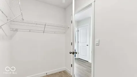 8961 Blue Hill Street Indianapolis IN 46239