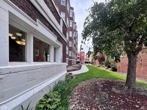 230 E 9th Street Indianapolis IN 46204