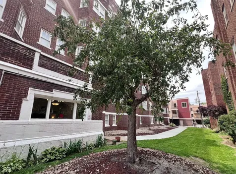 230 E 9th Street Indianapolis IN 46204