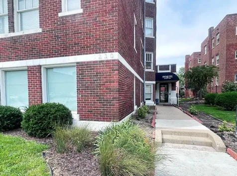 230 E 9th Street Indianapolis IN 46204